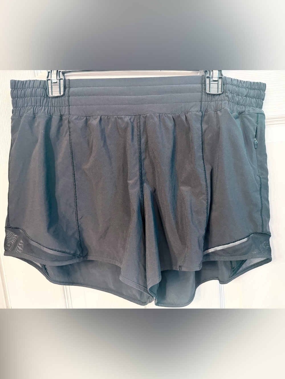LuLuLemon High-Rise Hotty Hot Shorts 4” Inseam
